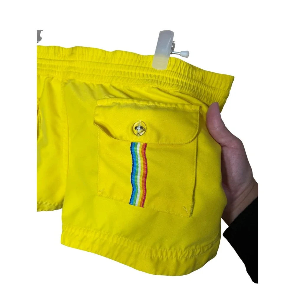 Roxy Women Yellow Board Shorts Size 9 Elastic Waist‎ Drawstring
